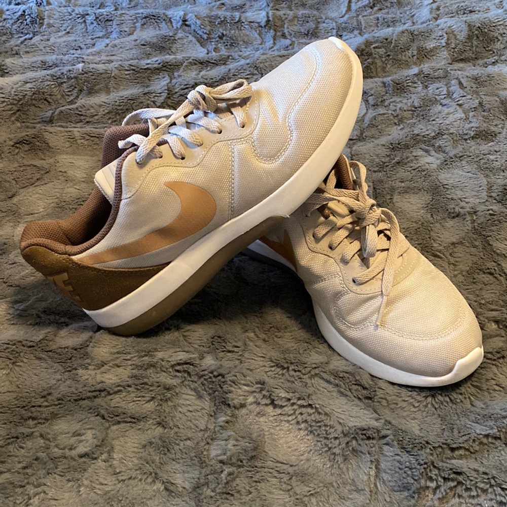 Women’s Nike Shoes
